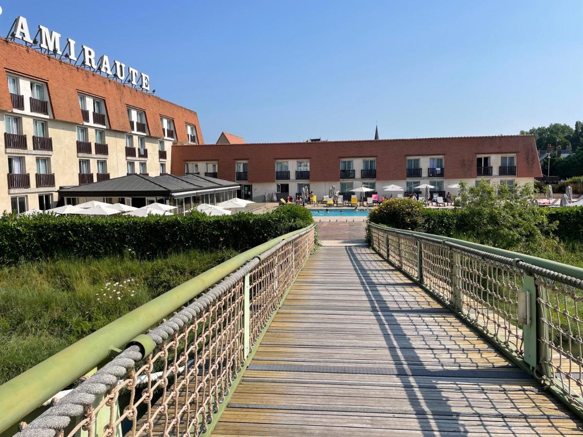 Amiraute Hotel Golf Deauville Touques Eksteriør billede